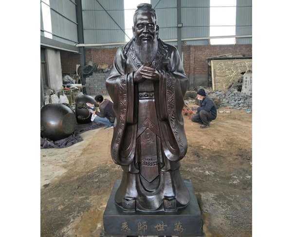 玻璃鋼人物雕塑有什么特點(diǎn)呢？